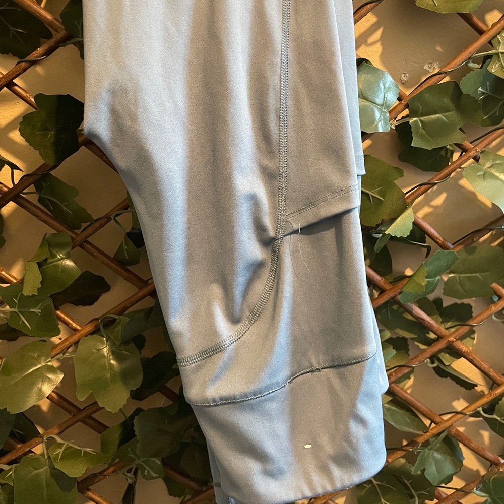Aeropostale light blue leggings